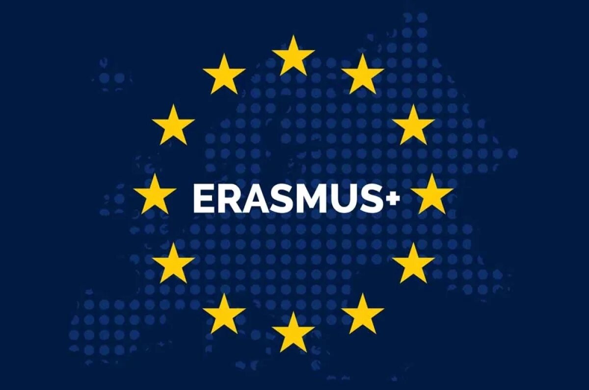    «Эразмус» — некоммерческая европейская программа обмена студентов и преподавателей, которая была запущена в 1987 году.