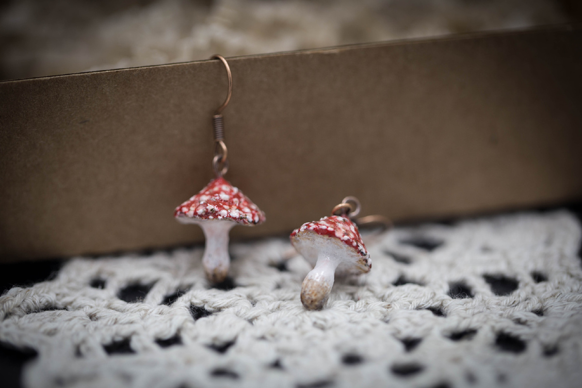 Мухоморы грибы серьги из ваты — лесная сказка
