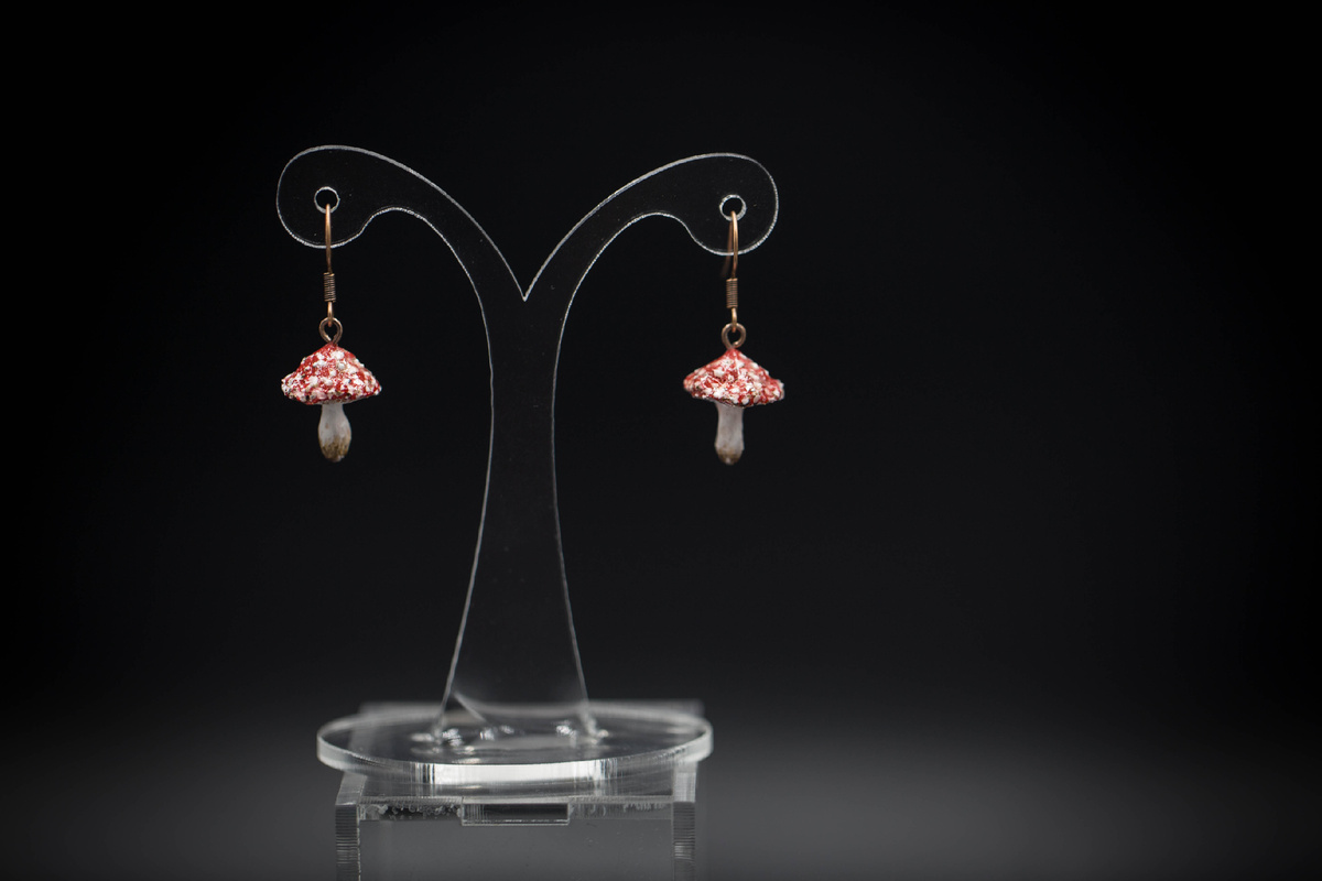 Мухоморы грибы серьги из ваты — Аксессуар для ведьмочки