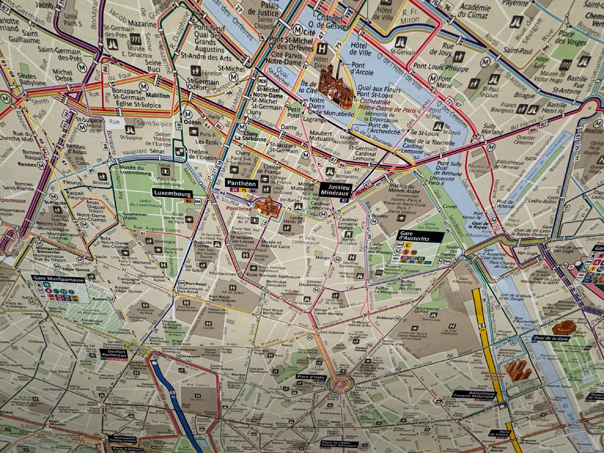 Метро на карте города