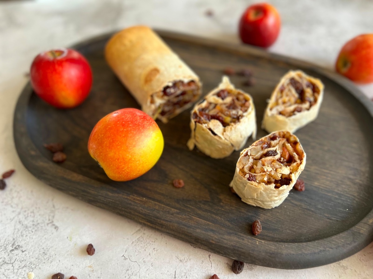 Яблочный штрудель в лаваше, фото мое