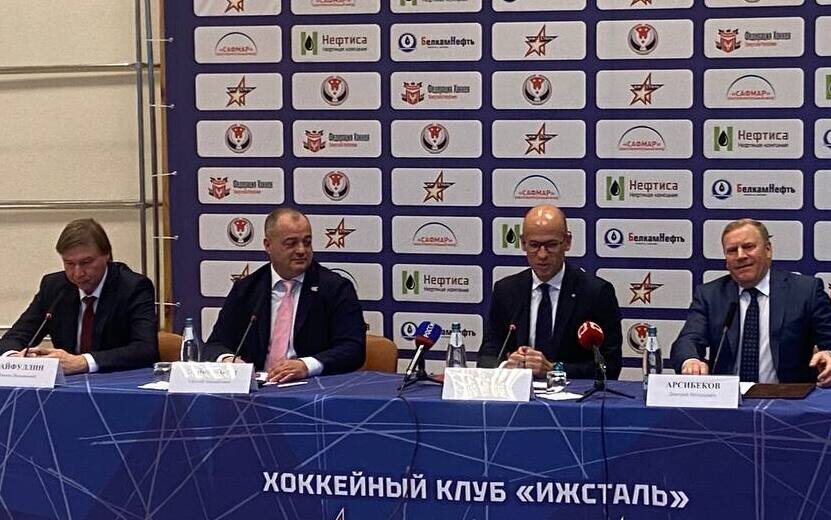  На брифинге обсудили следующий сезон. Фото: Дмитрий Востриков