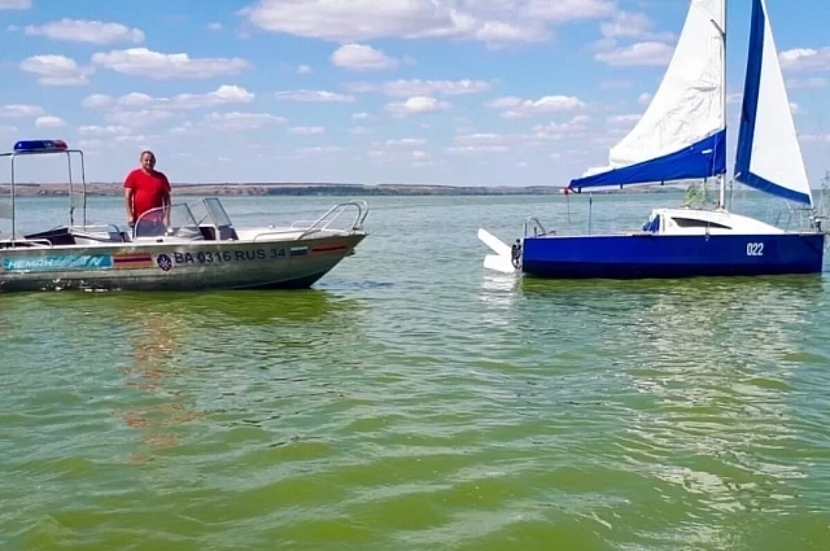    Под Волгоградом продолжают поиски таинственно пропавшего яхтсмена