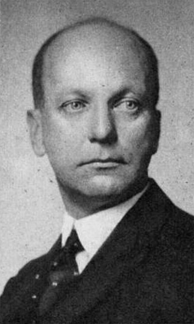    Джайлс Гилберт СкоттWikimedia