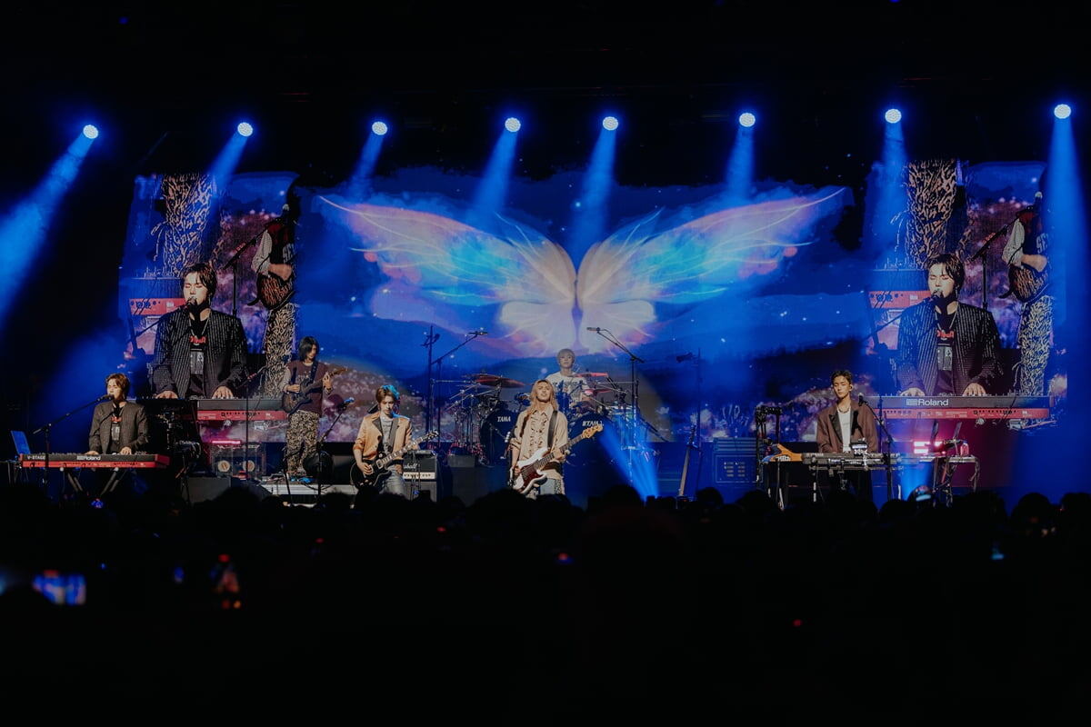 Выступление Xdinary Heroes в Бруклине / Фото = Sarah Rodrigez, JYP