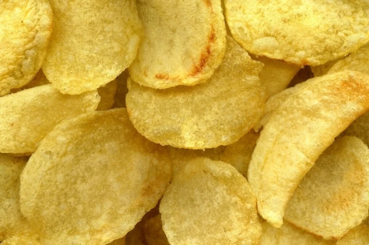    Врач Павловская назвала безопасную для детей порцию чипсов