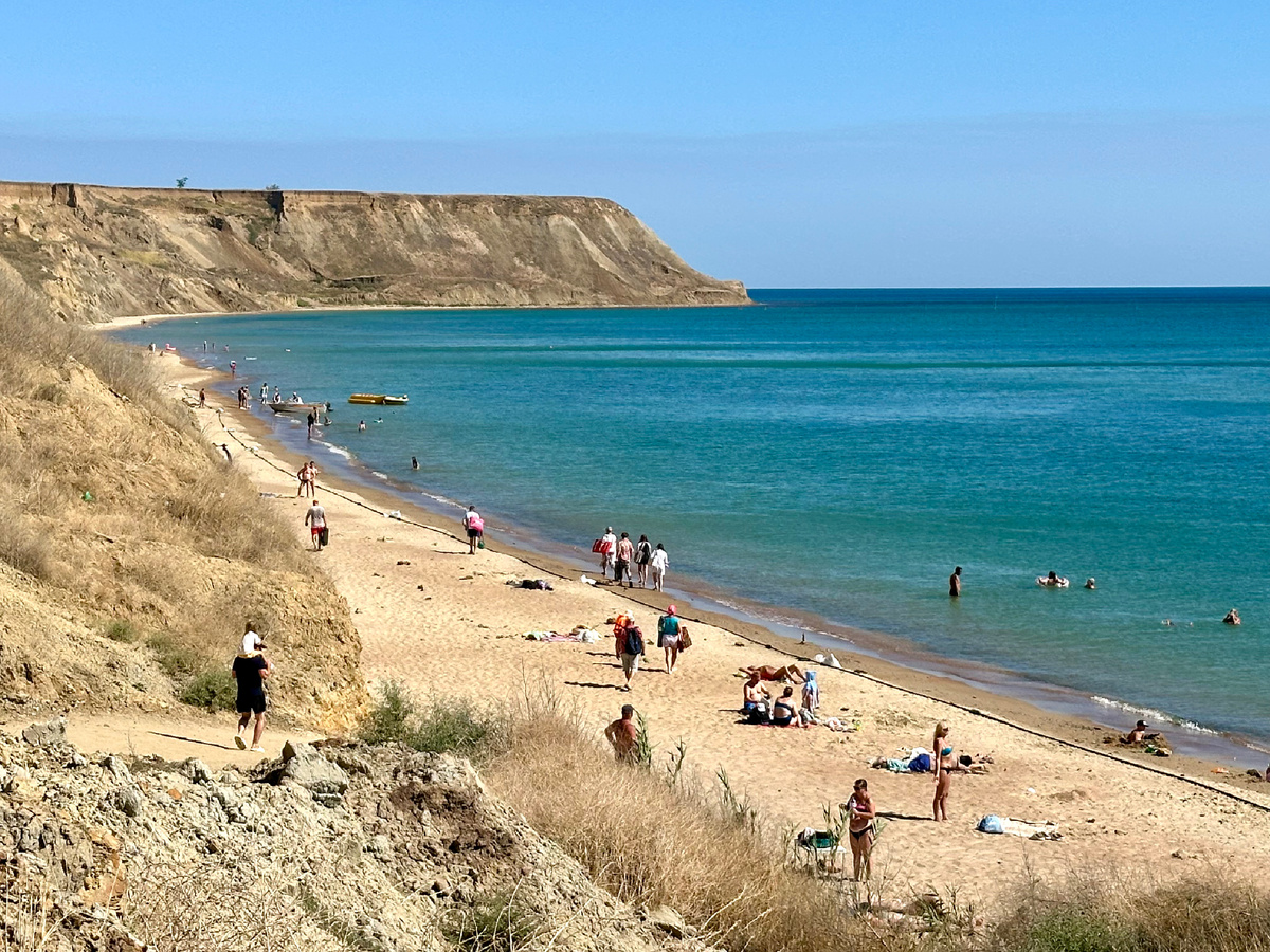 Чёрное море. Поселок Волна.