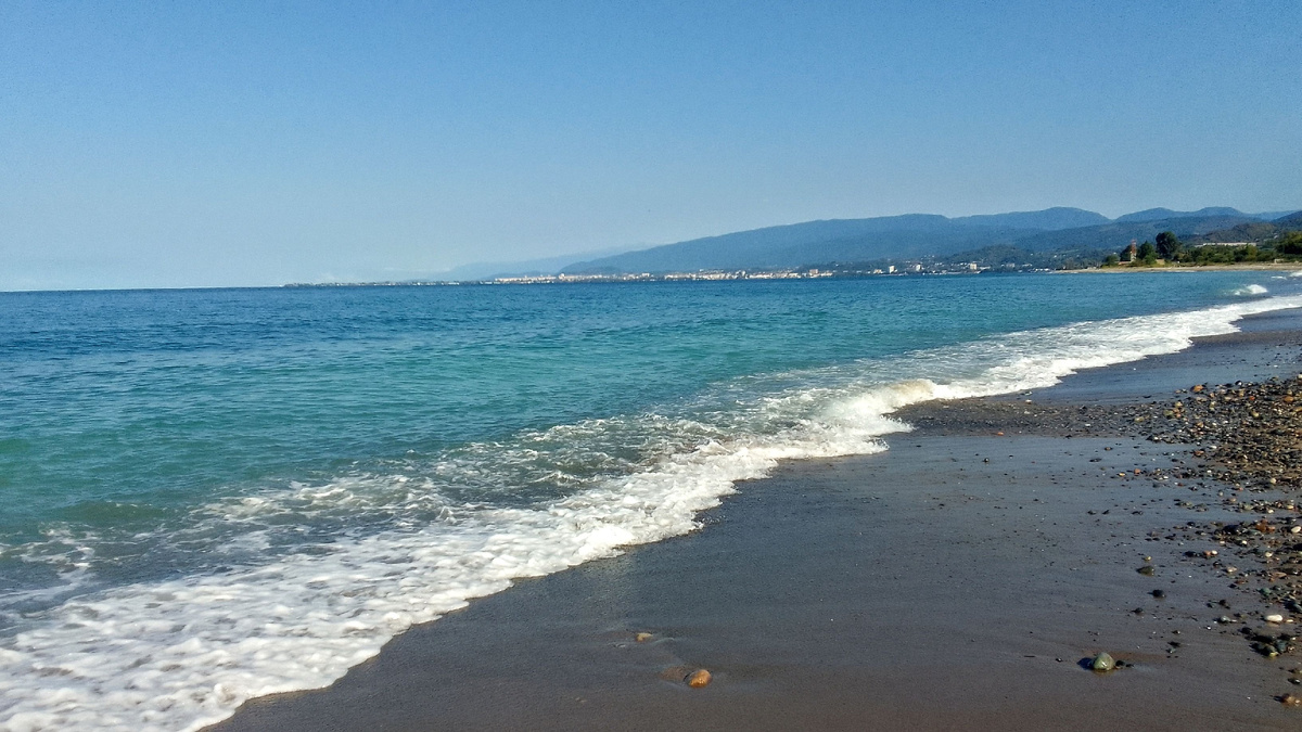 Там вдали Сухум 