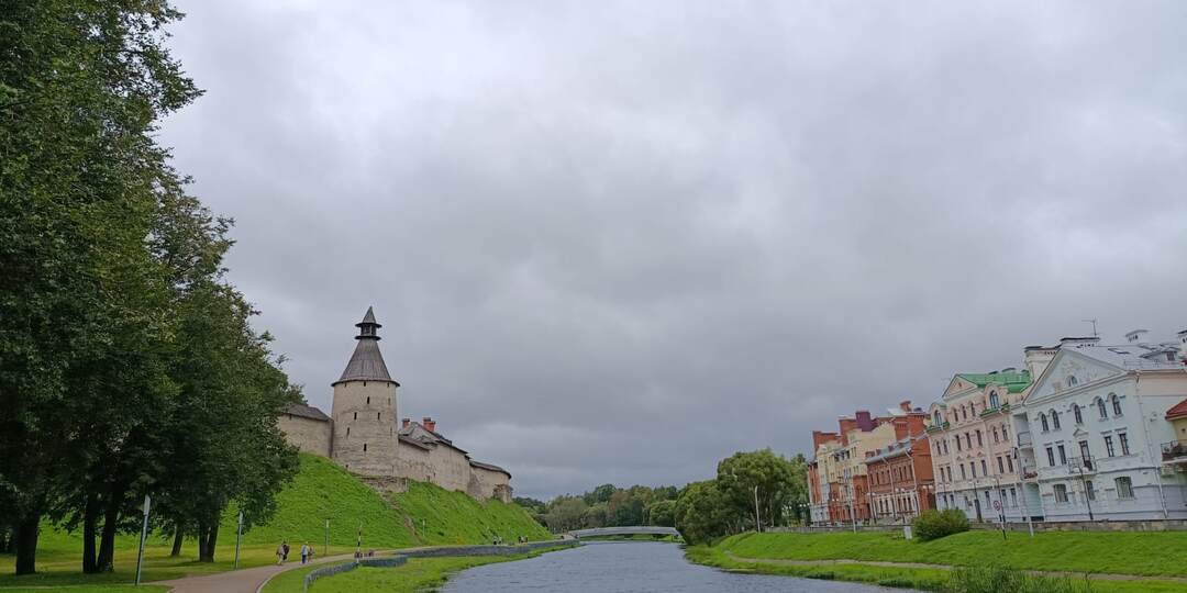 Город, где звонят колокола и никто не торопится