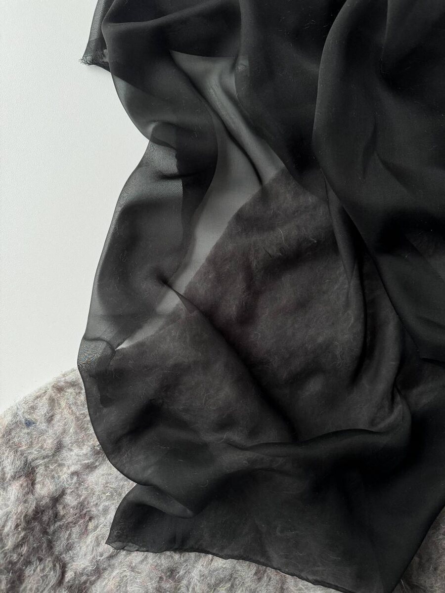 фото принадлежат магазину "Ткани из Италии"