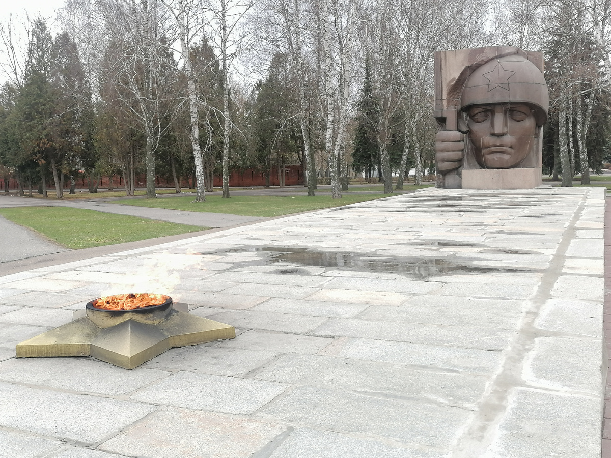 12 апреля 2025 года.