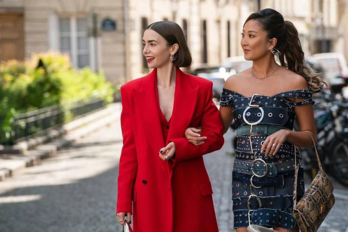    «Эмили в Париже», 2020 — настоящее время кадр из сериала