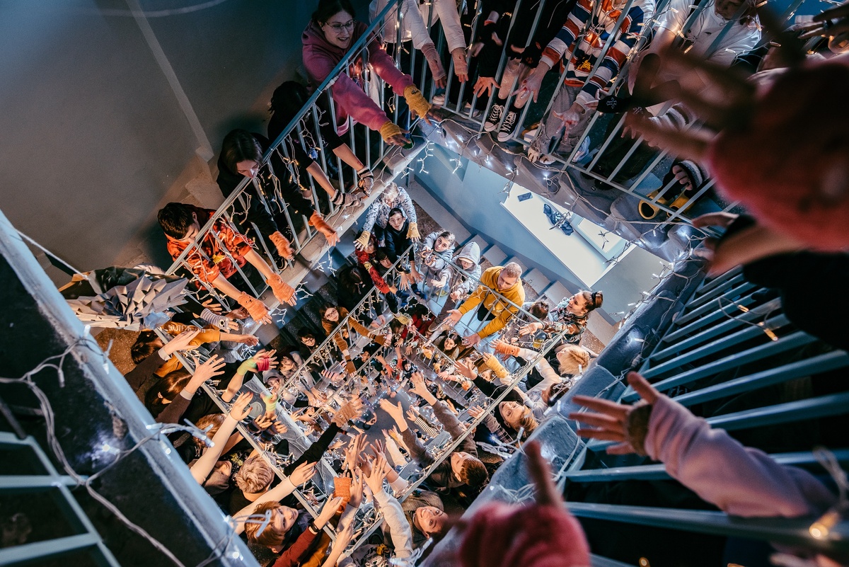 «Мурмурация» — международный подростковый проект. В 2024 году мероприятие проходило в Санкт-Петербурге, в «Открытой школе», где участвовали подростки из разных городов России.