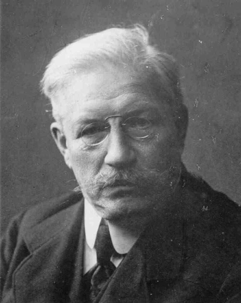 П. Н. Милюков. Член Парижского юбилейного комитета.