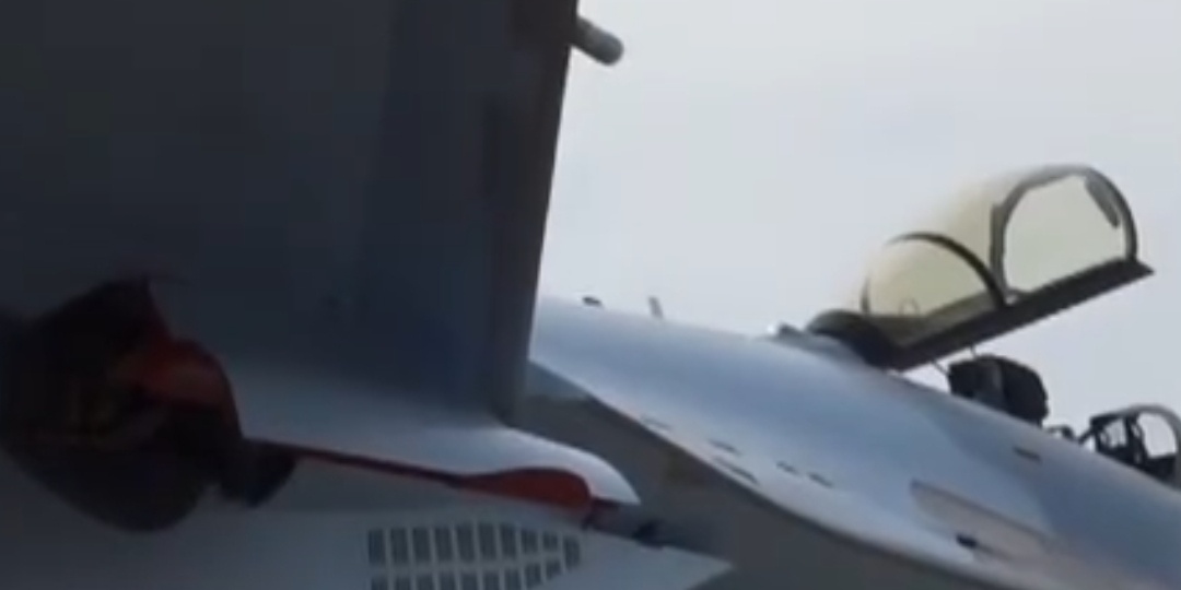 Конвейер в работе: новейшие Су-35С укрепляют небо России