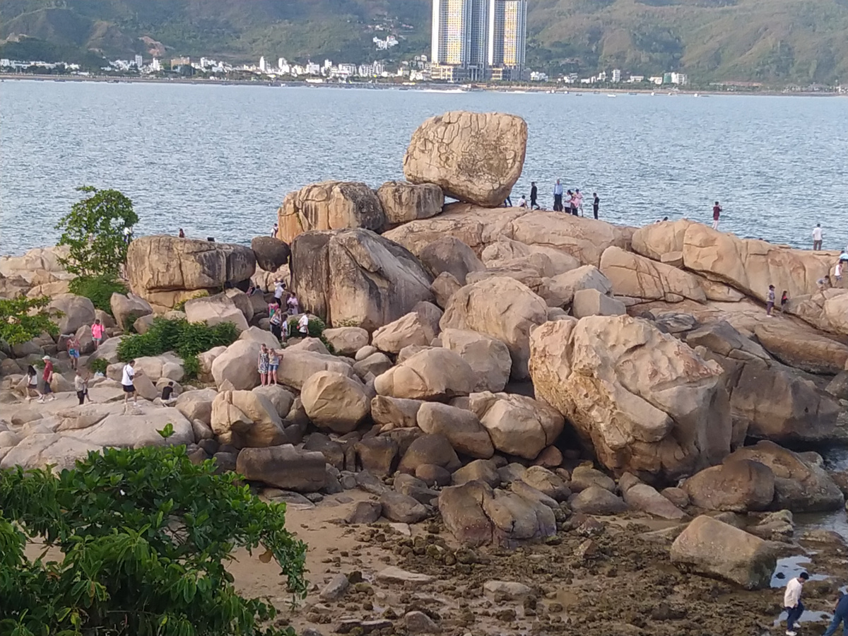 Парк камней Хон Чонг в Нячанге