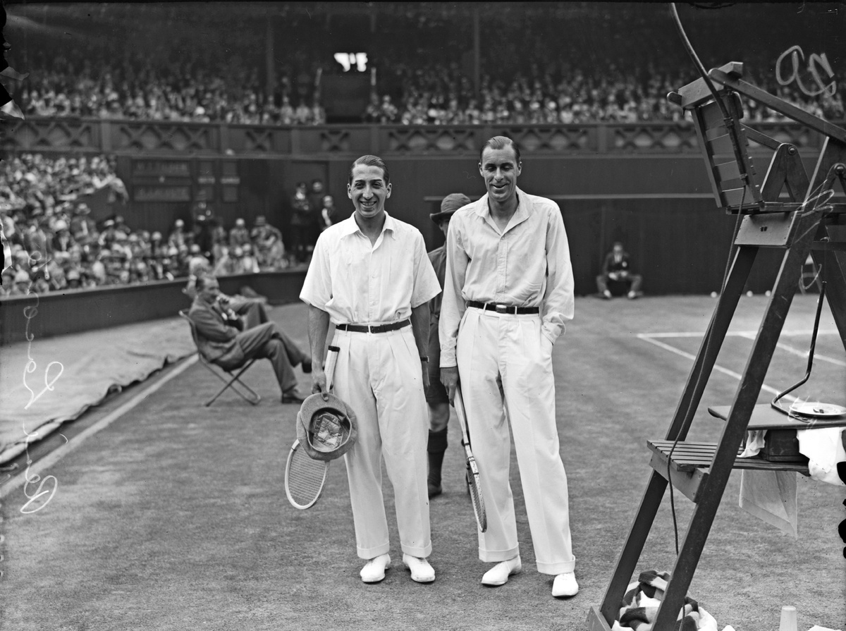    Уимблдонский турнир 1928 года, Рене Лакост (слева) и У. Джей Тилден.Legion-Media