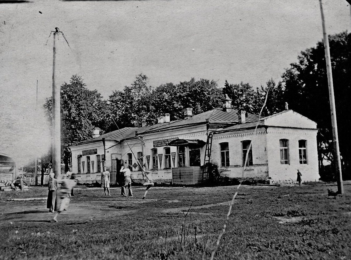 Бывший дом управителя Ирбитского завода. Фото предоставлено А.А. Домрачевой.