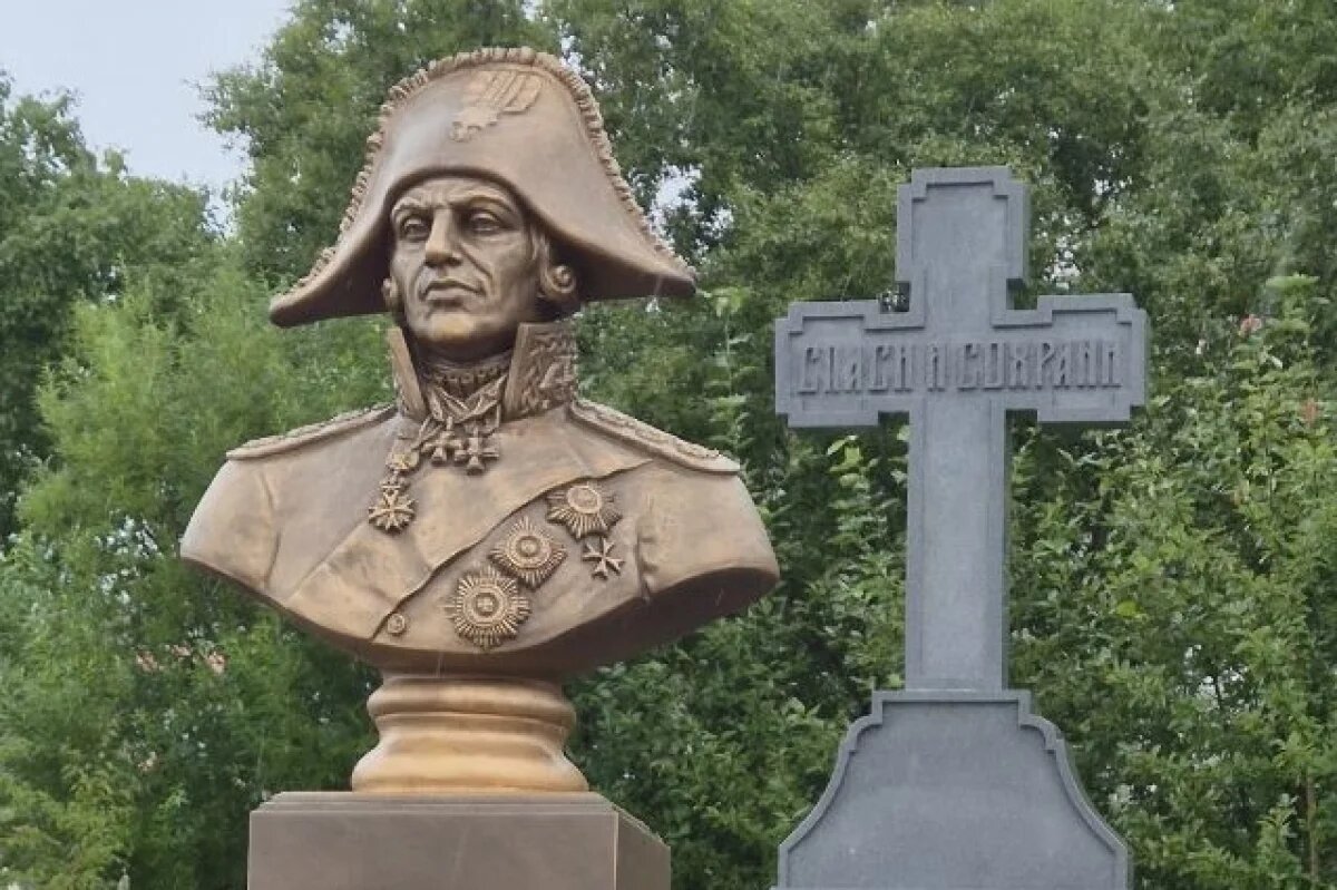    Бюст адмирала Фёдора Ушакова открыли в Петропавловске-Камчатском