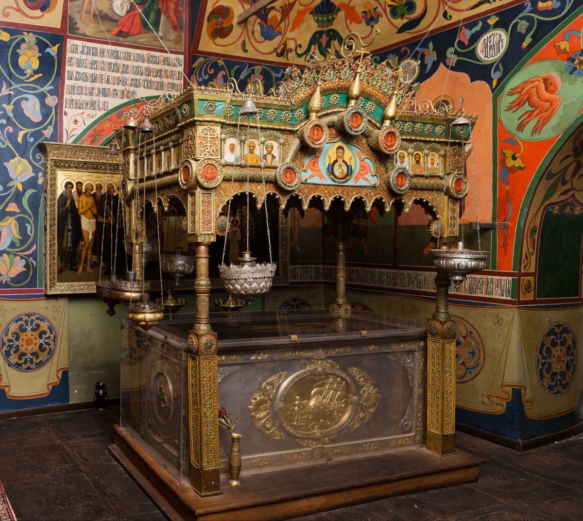 Рака с мощами Василия Блаженного: фотография из открытых источников.