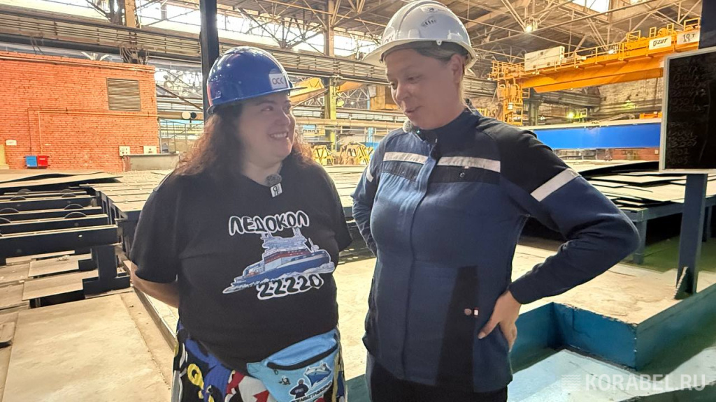 Юлия, комплектовщик, на заводе работает год / Фото: Корабел.ру  📷
