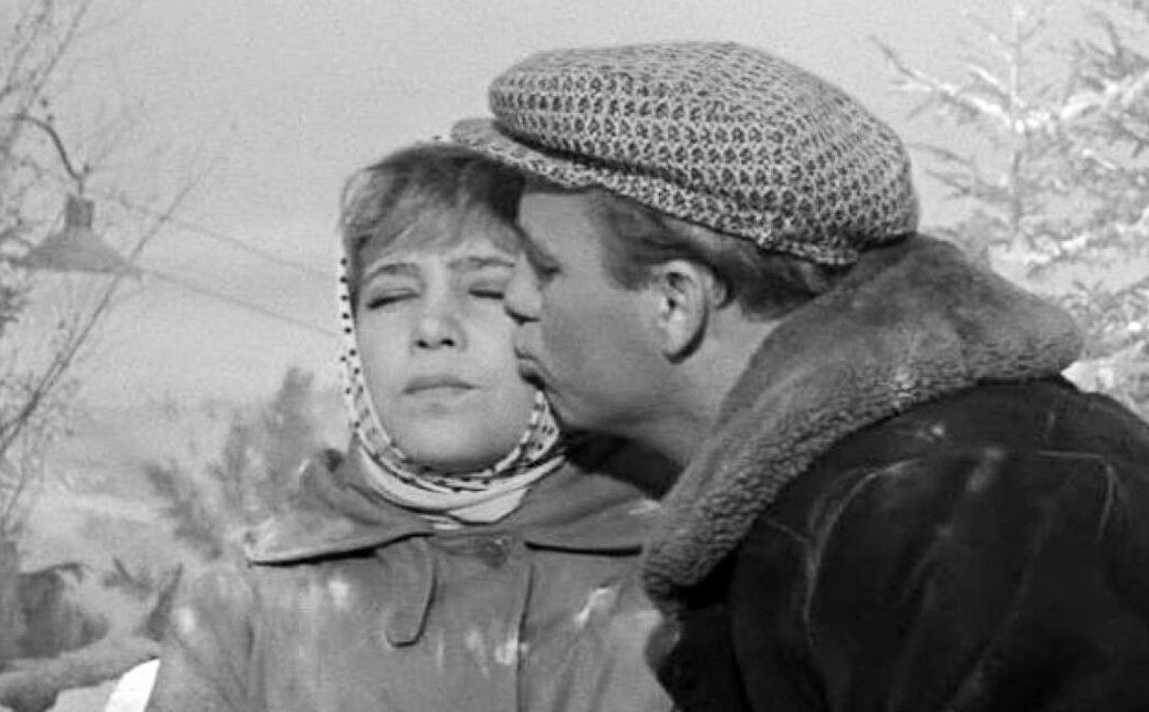 Кадр из фильма "Девчата"