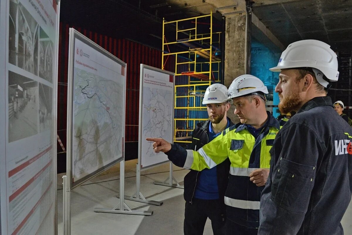    Новосибирское метро и трамваи обновят за счет многомиллиардной программы