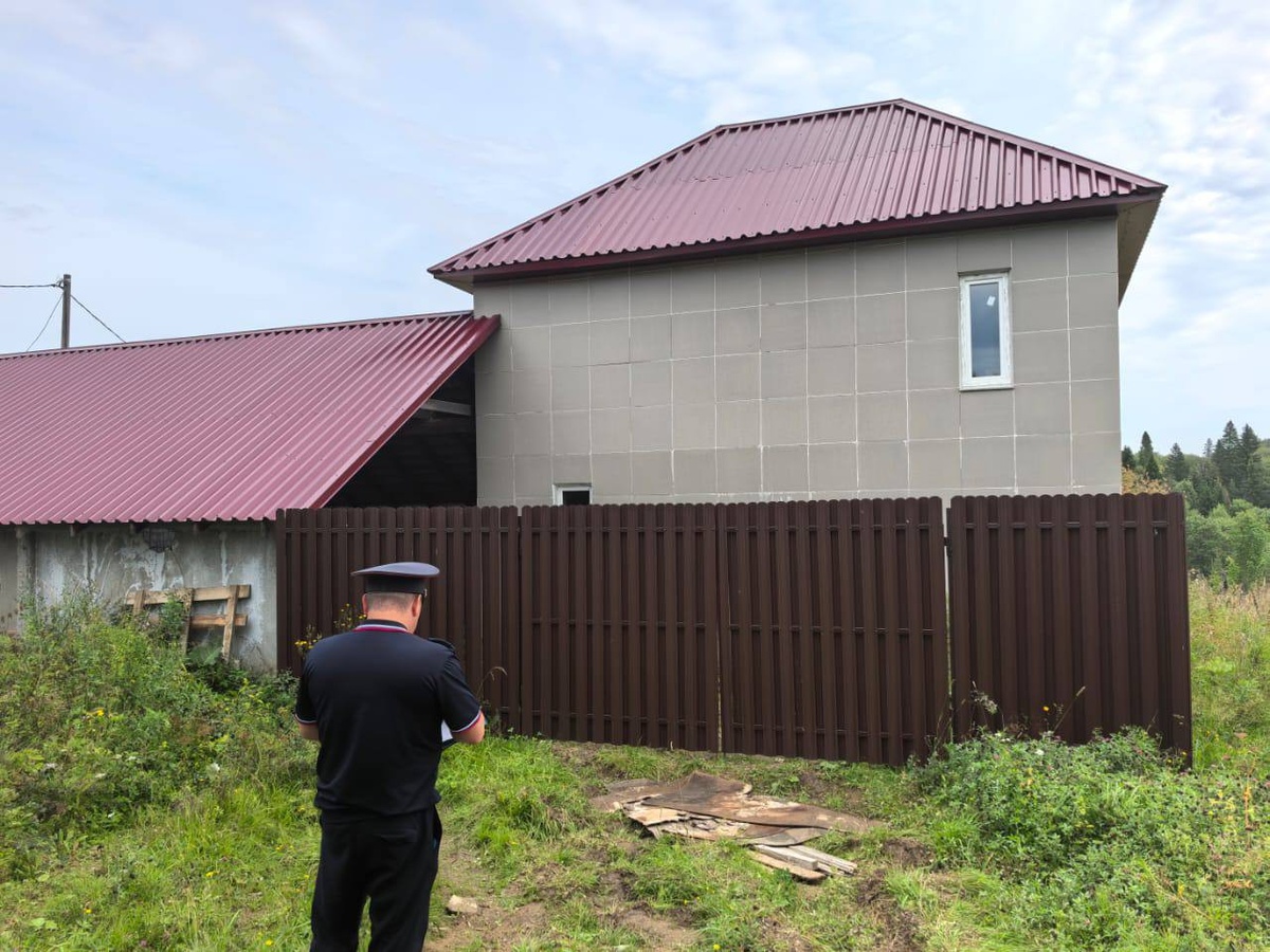     Фото: телеграм-канал «Свердловская полиция» / t.me/gumvdso