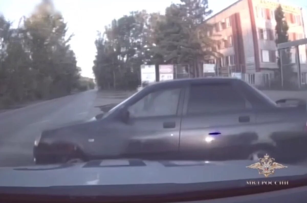    Пьяный омич протаранил машину автоинспекторов, пытаясь скрыться