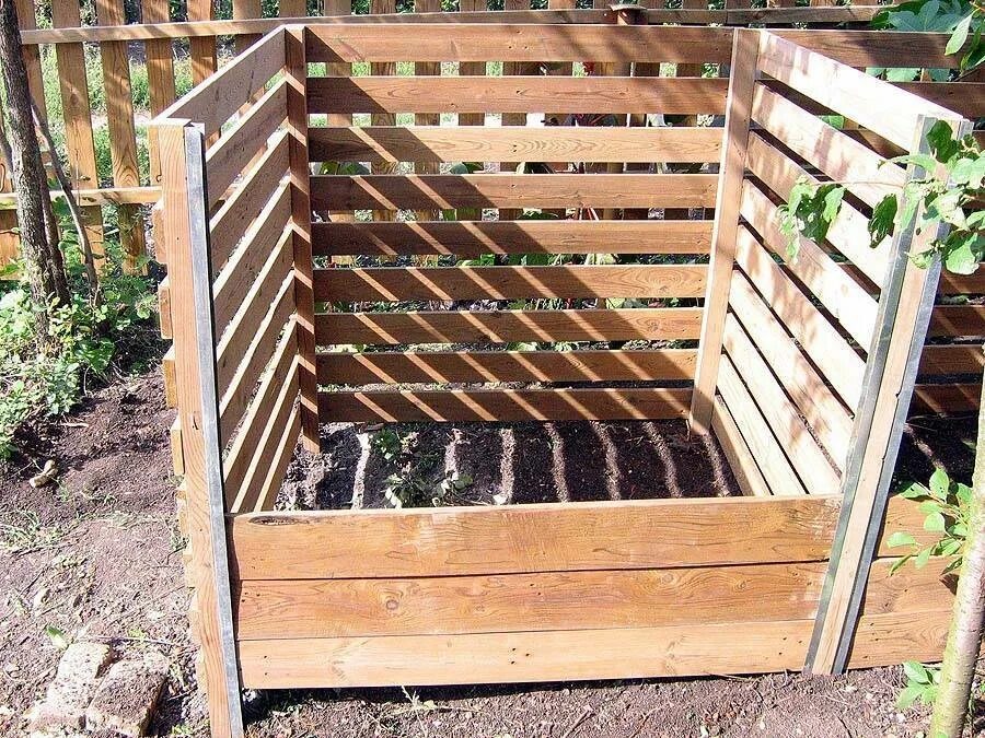 Многие считают, что такие простые сооружения больше подходят для получения хорошего компоста, чем ямы