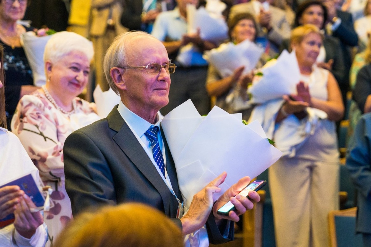    1200 педагогов собрались в Югре на Августовское совещание