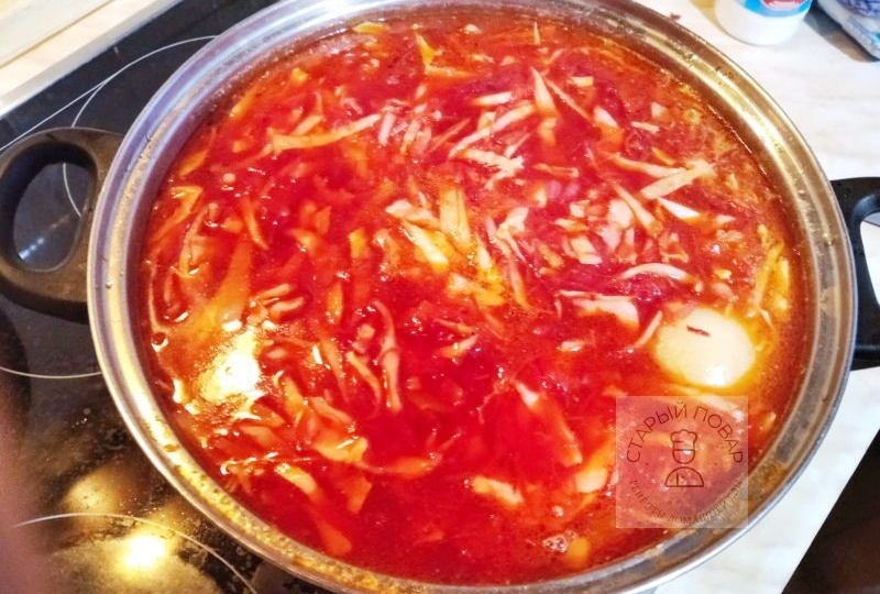 Борщ - самый популярный овощной суп. Представляем классику жанра с мясом свинины