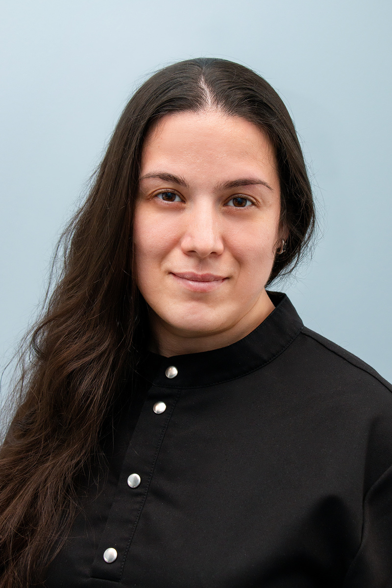 Врач-терапевт, врач-пульмонолог Абакарова Елена Магомедовна