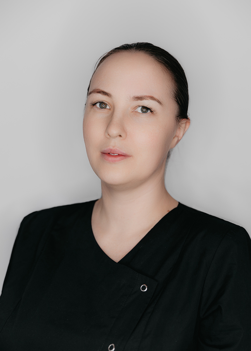 Врач-оториноларинголог Великис Екатерина Николаевна