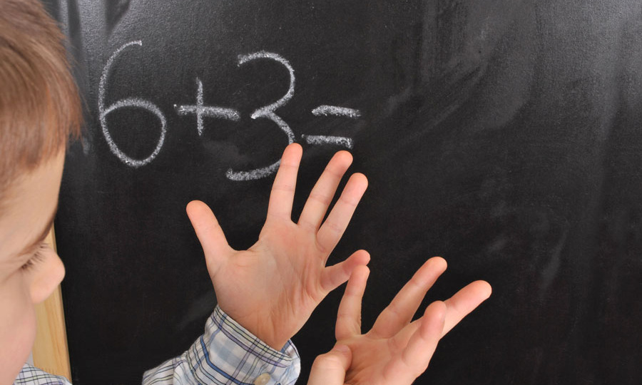 Скоро в школу: как научить ребенка быстро считать? Топ-8 лайфхаков от Айтигенио