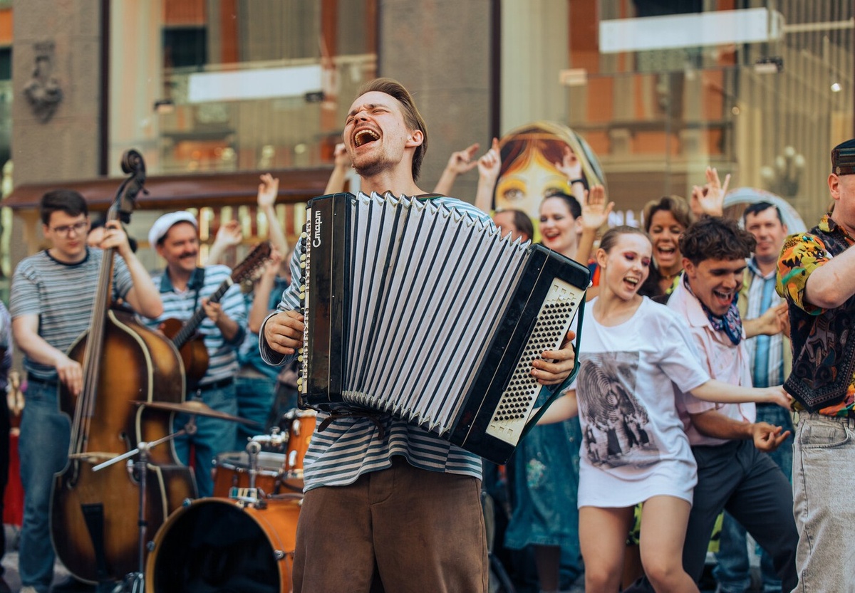 Кадр из фильма "Плагиатор".