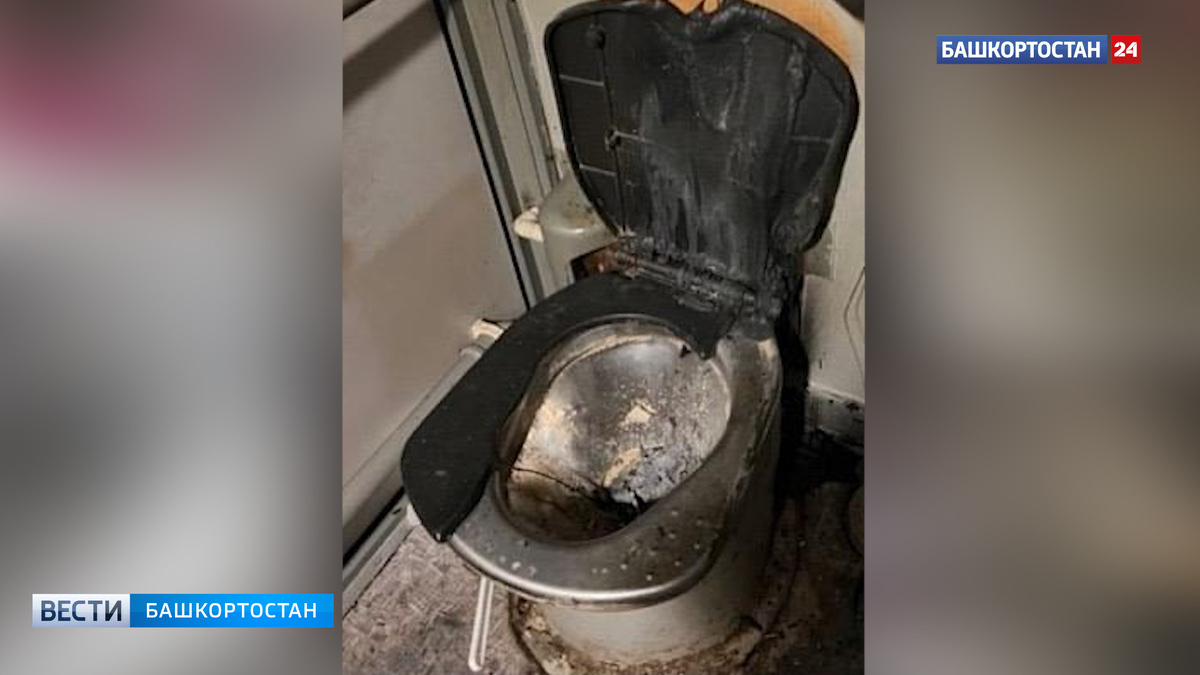    Вандалы поджигают унитазы в общественных туалетах в парках Уфы