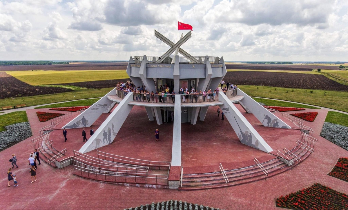 Мемориальный комплекс на высоте 269. Фото с сайта https://www.culture.ru/events/1460667/tematicheskaya-ekskursiya-ognennye-vysoty. Взято с Яндекс.Картинки