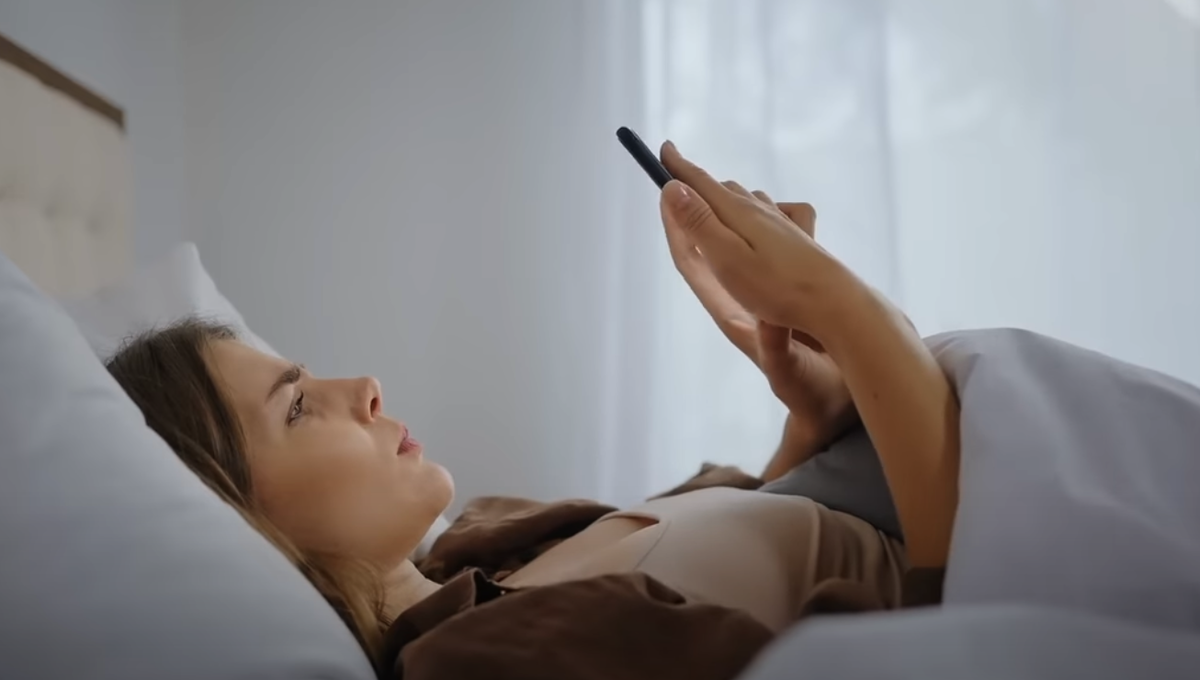 9 признаков того, что ваш бывший все еще любит вас