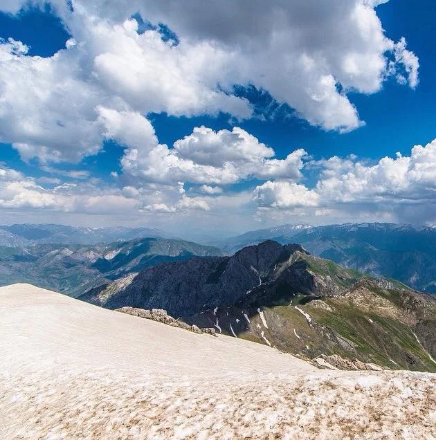 Чимган Ташкент. Горы Чимган Узбекистан. Ледник Чимган. Фото: ImmunoCap.ru