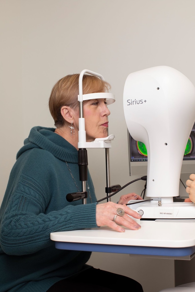 Преимущества перед молодым зрением