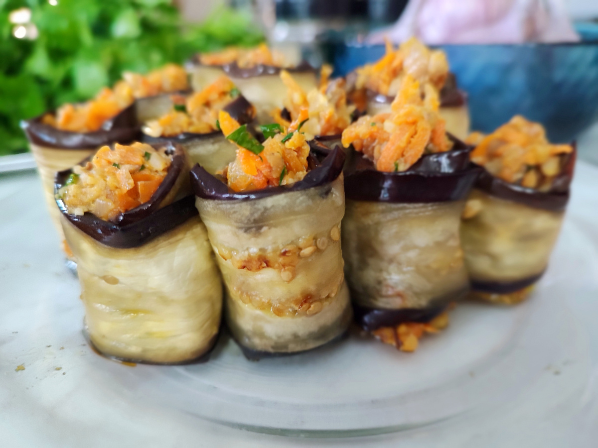 Очень вкусная и сытная постная закуска. Фотографии в статье принадлежат Марии Суровой.
