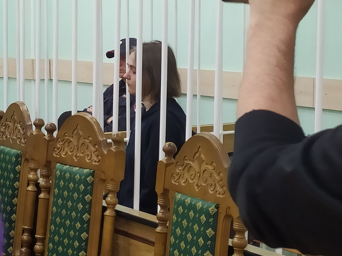 мое фото из Новгородского областного суда