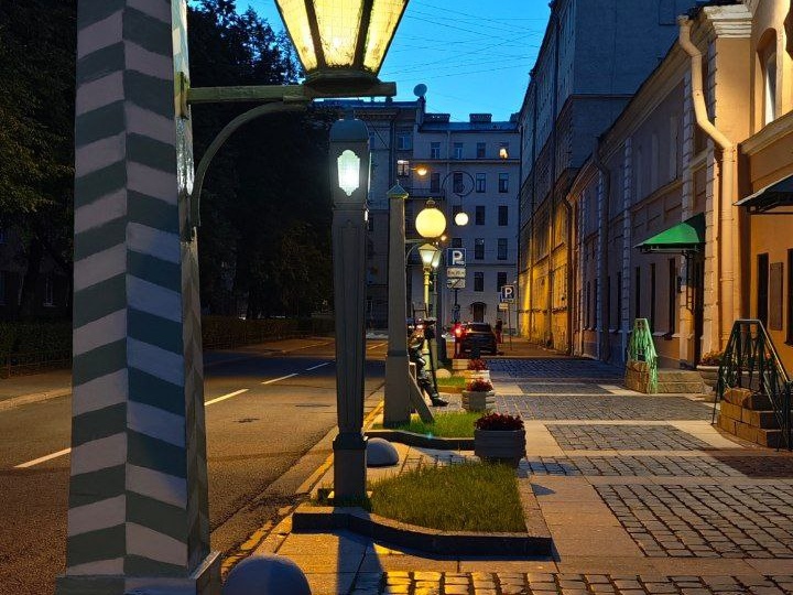 Музей фонарей под открытым небом Петербурга или телепорт в прошлое.