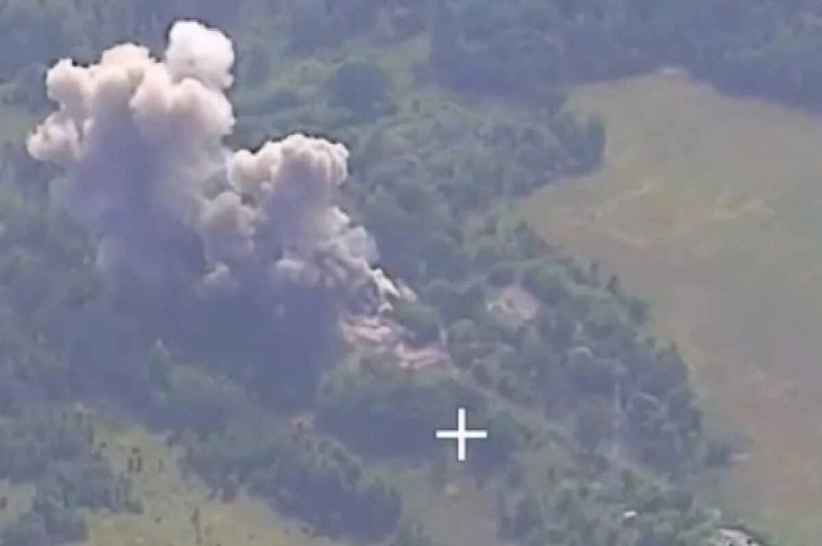    Управляемые бомбы уничтожили пункт дислокации спецназа ВСУ на Сумщине