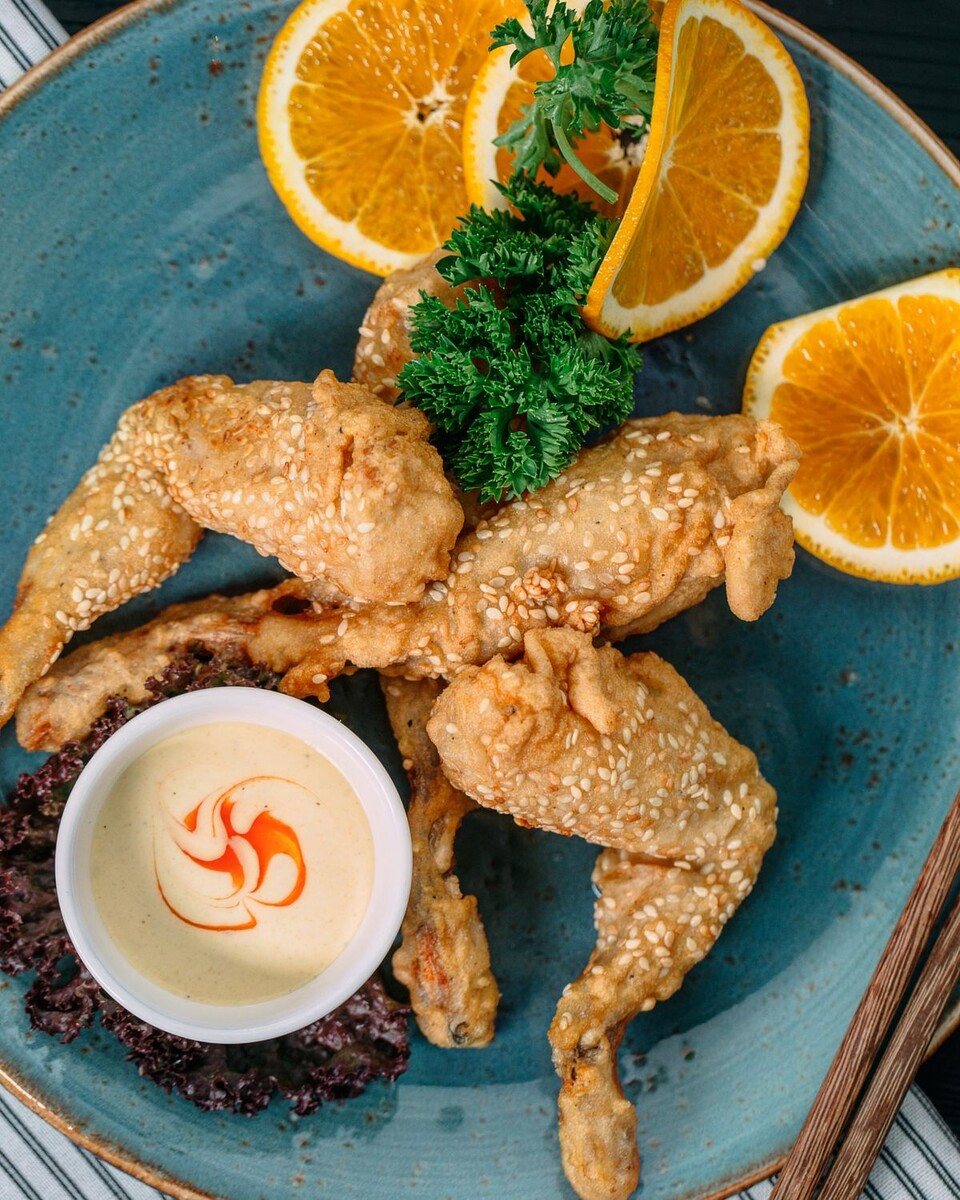 Просто картинка из интернета https://i.pinimg.com/1200x/41/fa/25/41fa2541fcc83261fc51a2318df54414.jpg