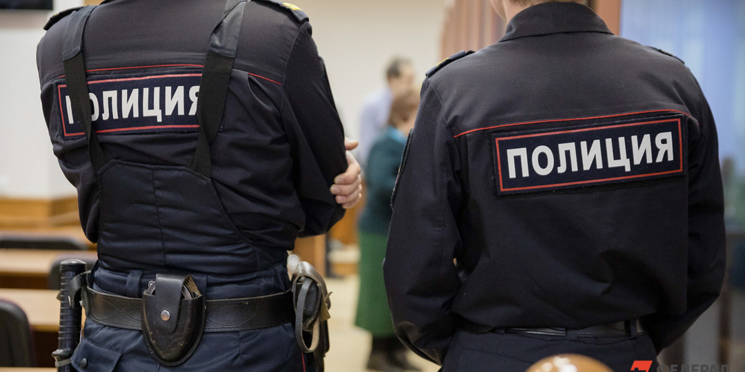 Сыновей помощника депутата задержали за нападение на полицейских в Анапе