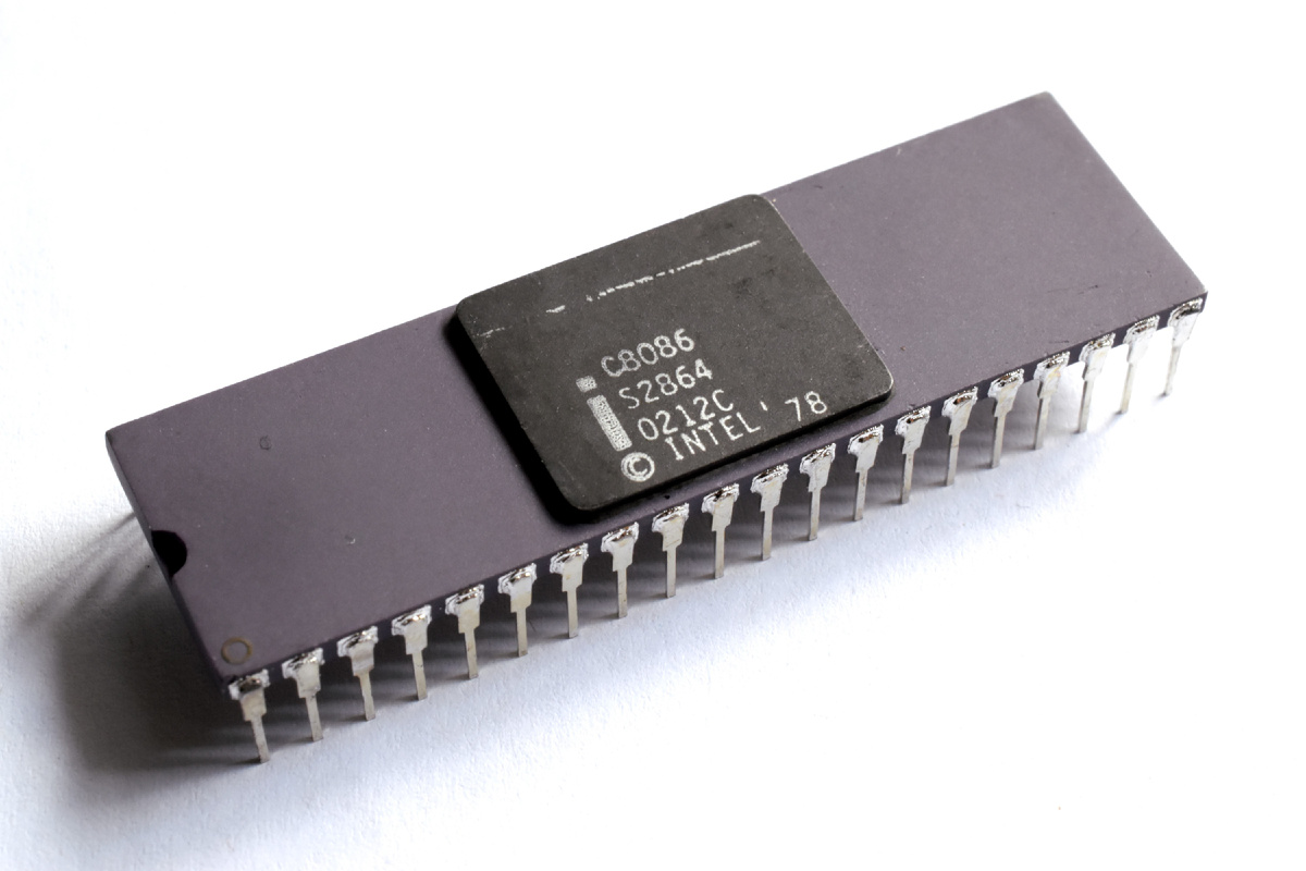Процессор Intel C8086. Изображение: Thomas Nguyen,  CC BY SA-4.0, commons.wikimedia.org 