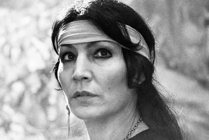 Джуна Давиташвили.