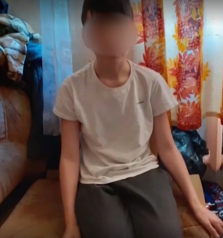 «Когда я увидел, как в кустах коленки двигаются, расплакался»: 11-летнего школьника искали 2 суток, а его друг смеялся в лицо полиции